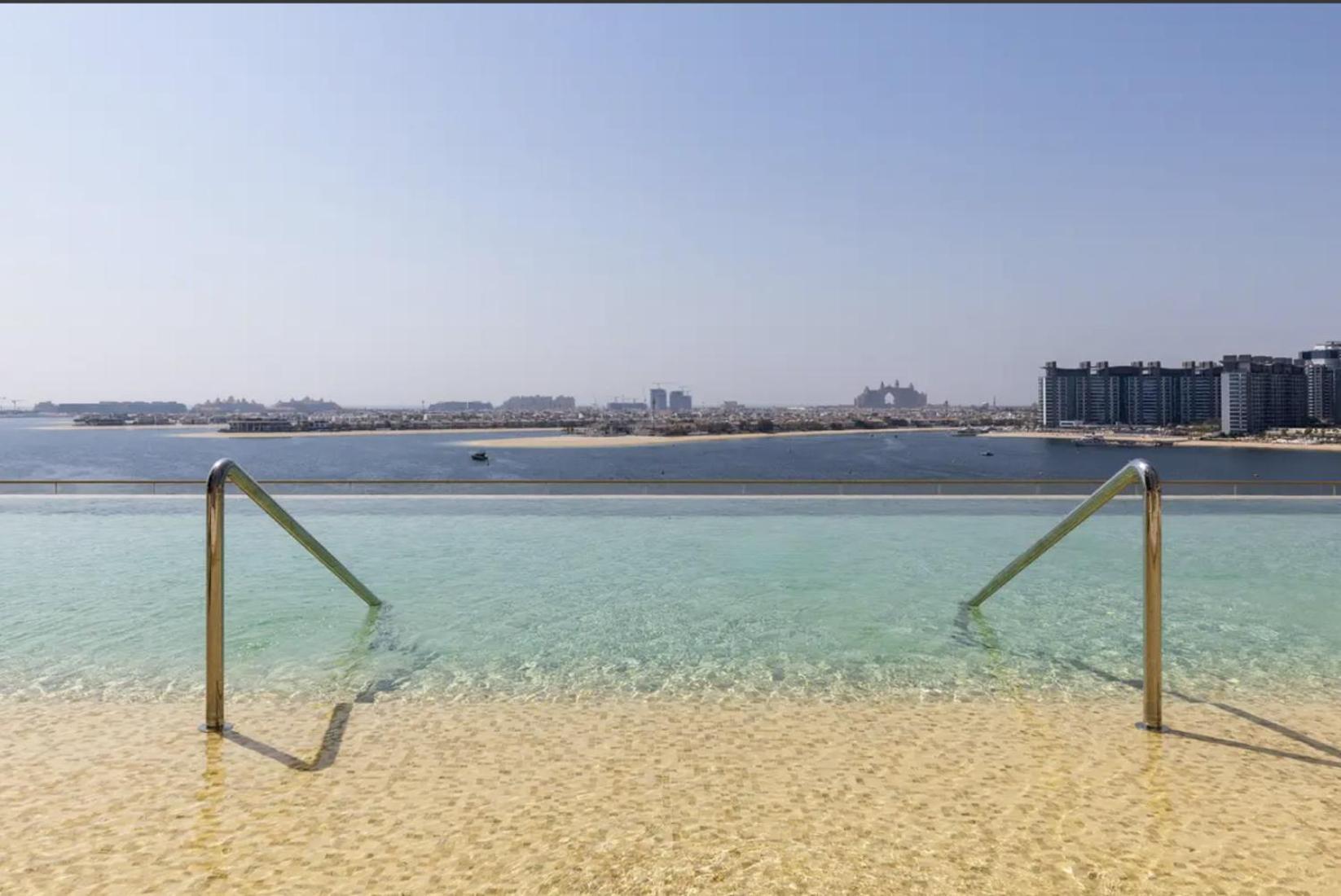 Waterfront 1 Bedroom - Private - Emaar Beachfront * Dubai