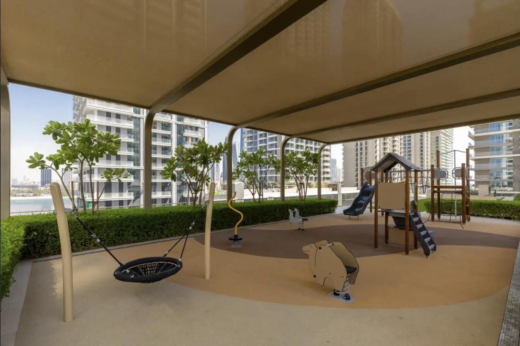 Waterfront 1 Bedroom - Private - Emaar Beachfront Apartment